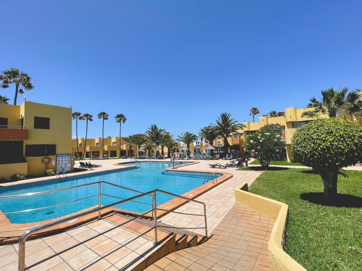 Seaside Apartment Corralejo : A Cozy Holiday Home In A Peaceful Well Located Green Complex Εξωτερικό φωτογραφία