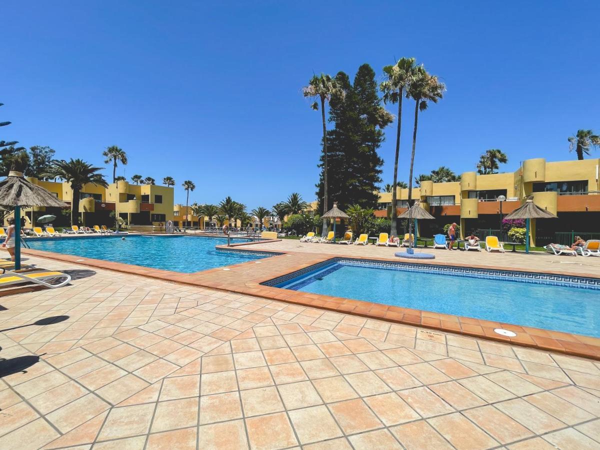 Seaside Apartment Corralejo : A Cozy Holiday Home In A Peaceful Well Located Green Complex Εξωτερικό φωτογραφία